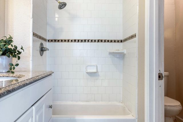 4666 N Zediker Avenue, Sanger, CA 93657