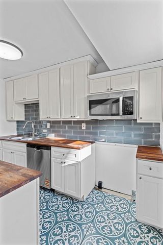 10500 Prestwick Drive, Unincorporated, MO 63137