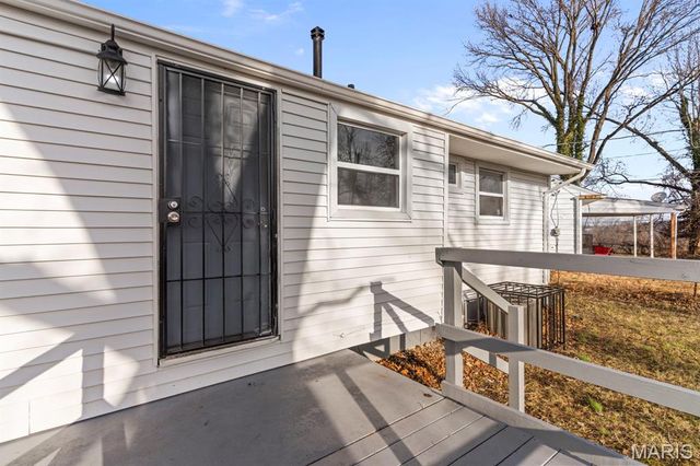 10500 Prestwick Drive, Unincorporated, MO 63137