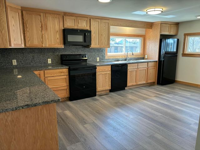 73 N Main Street, Utica, OH 43080