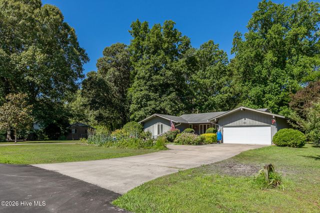 311 Country Club Drive, Edenton, NC 27932