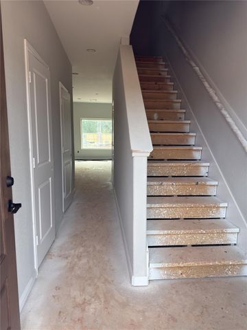 14010 Longstreet Bldg 19, Willis, TX 77318