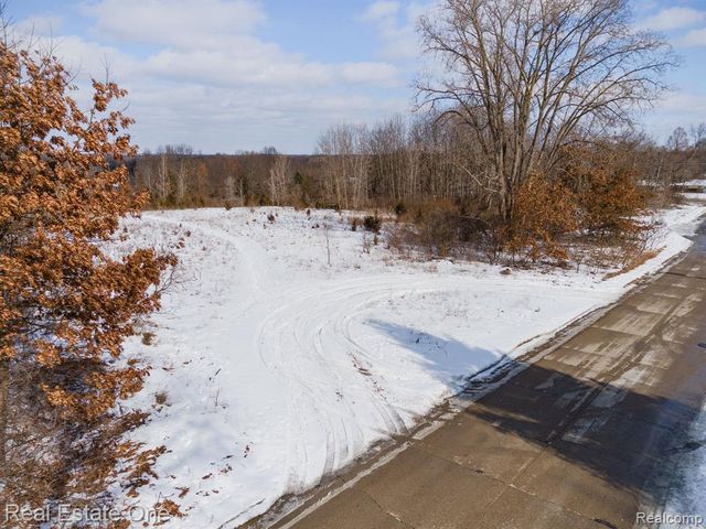 0000 Williams Lake Rd., White Lake, MI 48386
