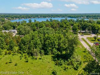 0000 Williams Lake Rd., White Lake, MI 48386