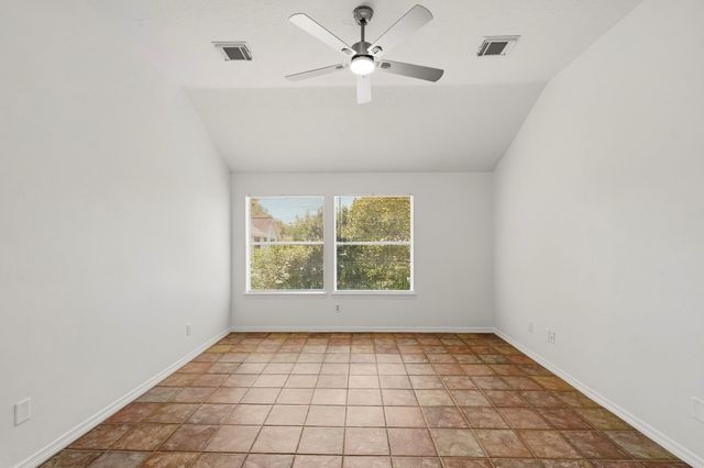1925 Lori Court, Seabrook, TX 77586