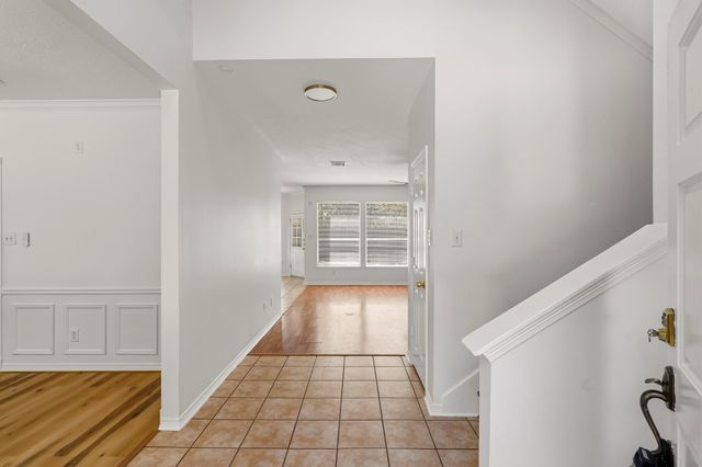 1925 Lori Court, Seabrook, TX 77586