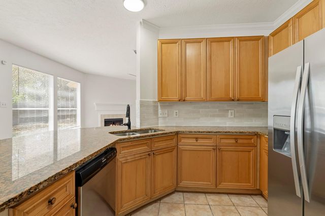 1925 Lori Court, Seabrook, TX 77586