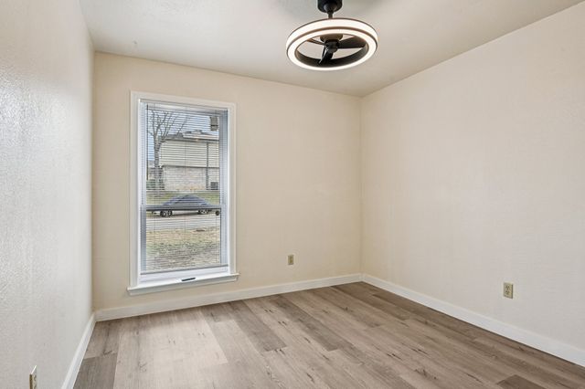 832 Cross Timbers Drive, Fort Worth, TX 76108