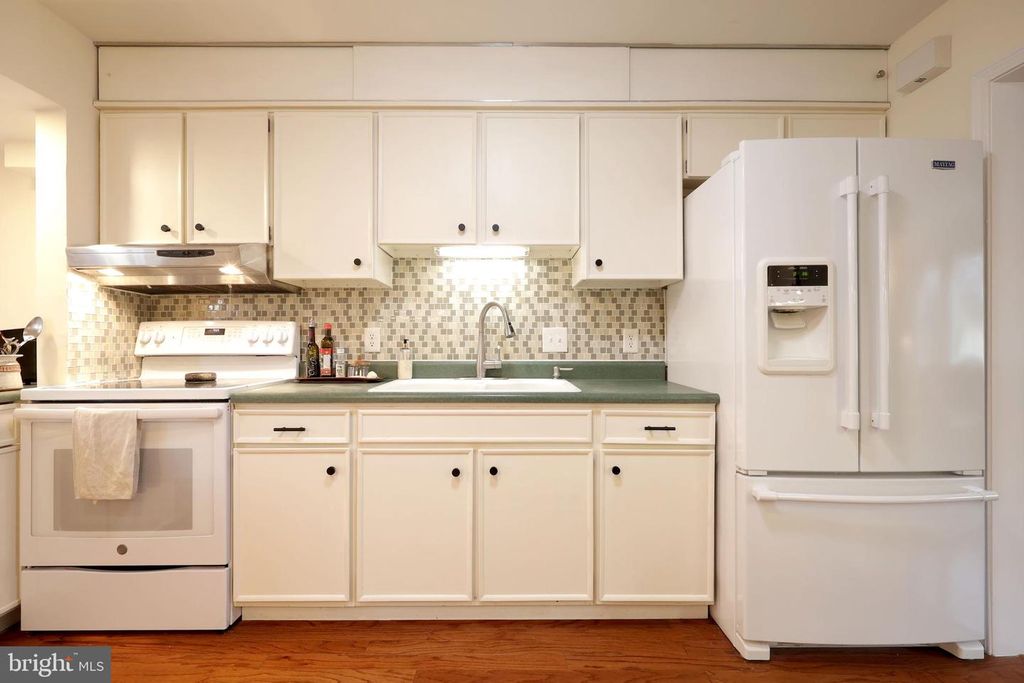 Image 20 of property listing at 1282 SMITHFIELD ST, State College, PA 16801