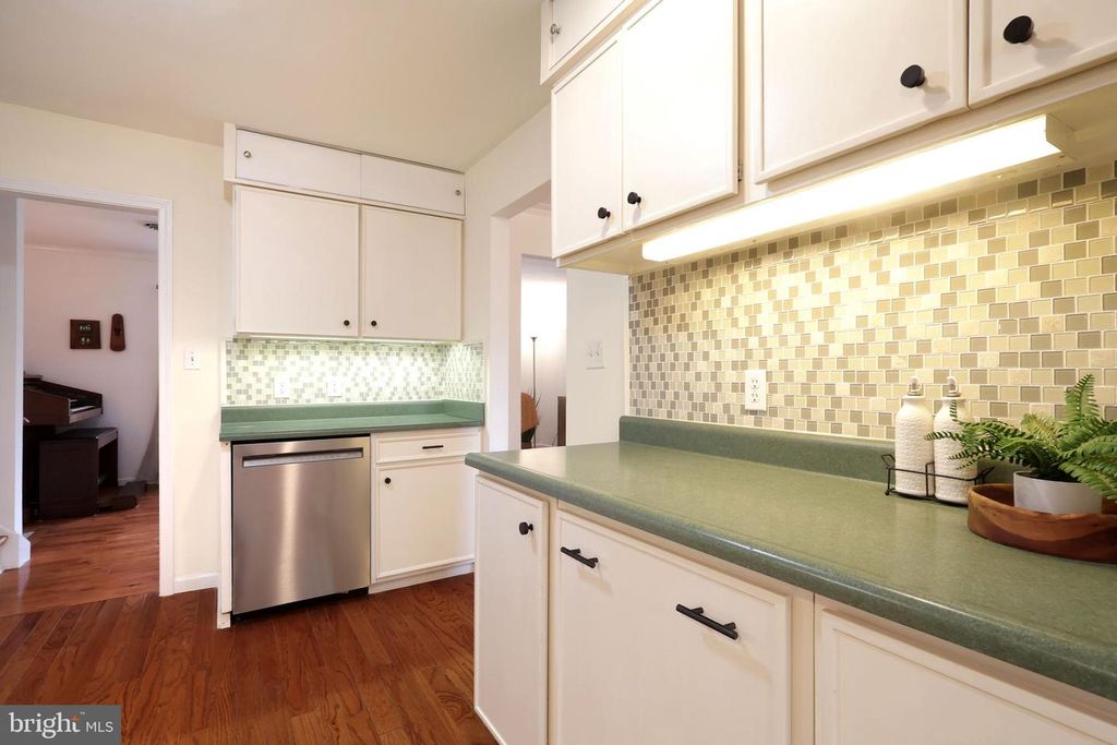 Image 31 of property listing at 1282 SMITHFIELD ST, State College, PA 16801