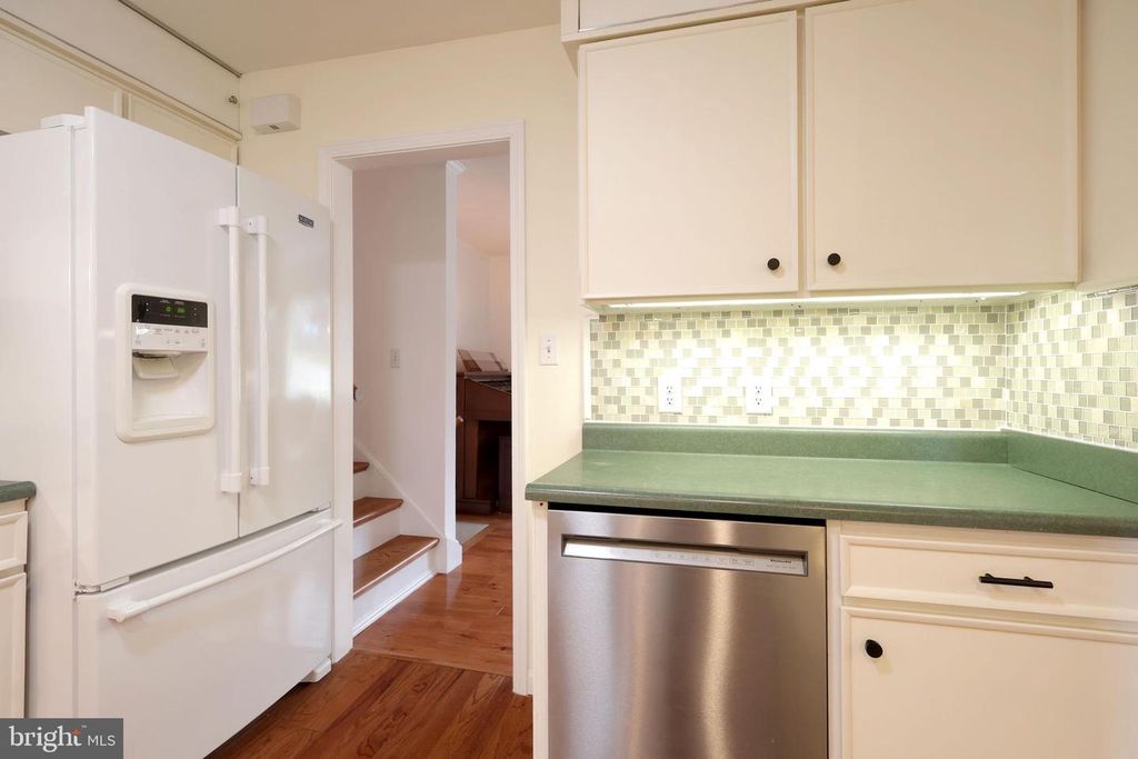 Image 32 of property listing at 1282 SMITHFIELD ST, State College, PA 16801