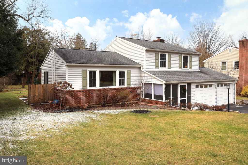Image 45 of property listing at 1282 SMITHFIELD ST, State College, PA 16801