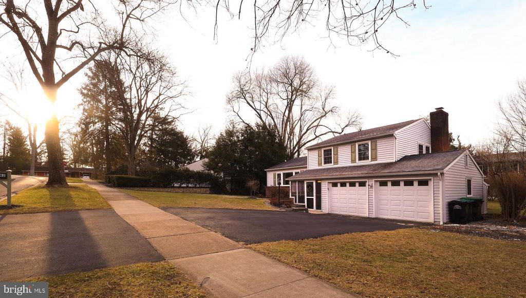 Image 56 of property listing at 1282 SMITHFIELD ST, State College, PA 16801