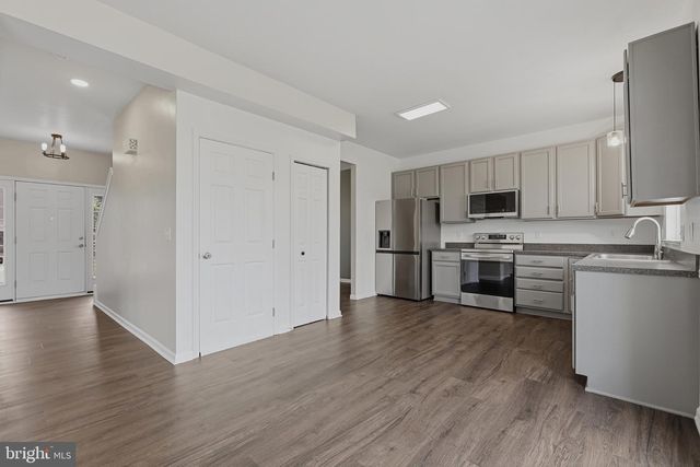 11804 FULLERS LN, King George, VA 22485