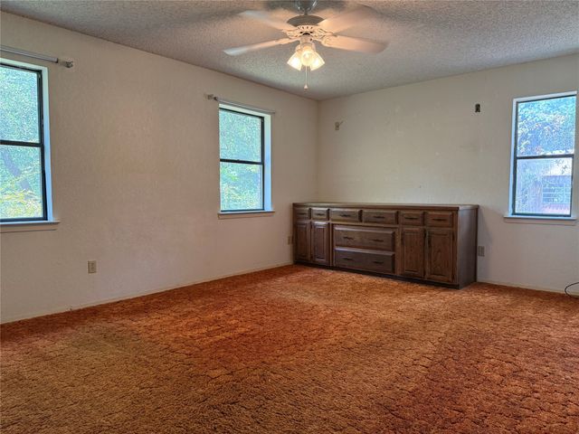 368 Tweedy Road, Valley Mills, TX 76689