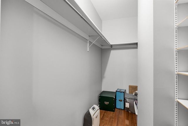 11 HAWTHORNE DR, Medford, NJ 08055