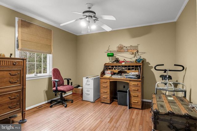 11 HAWTHORNE DR, Medford, NJ 08055