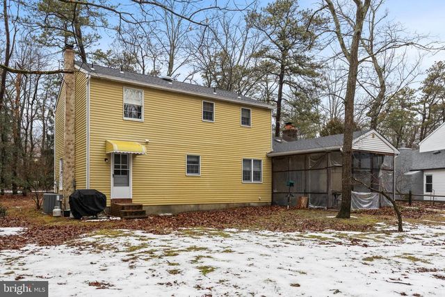 11 HAWTHORNE DR, Medford, NJ 08055