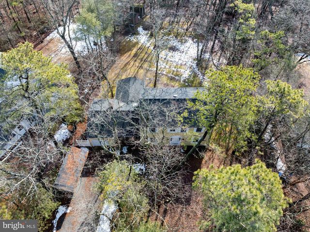 11 HAWTHORNE DR, Medford, NJ 08055