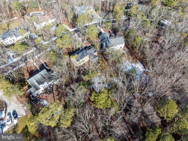 11 HAWTHORNE DR, Medford, NJ 08055