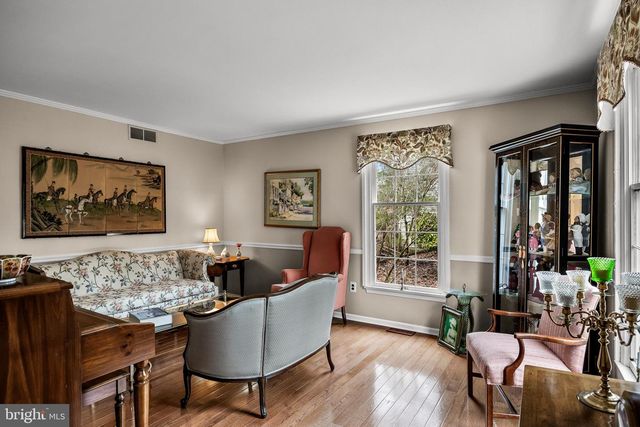 11 HAWTHORNE DR, Medford, NJ 08055