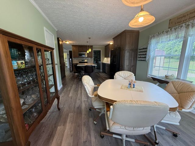 8015 Kentucky 198, Hustonville, KY 40437
