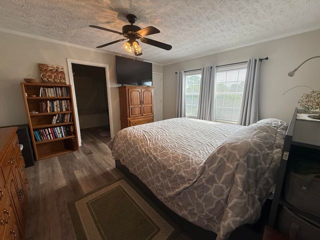 8015 Kentucky 198, Hustonville, KY 40437