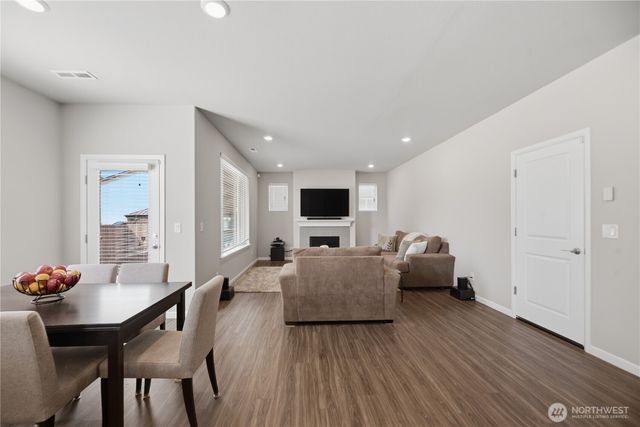 27816 153rd Place SE, Kent, WA 98042