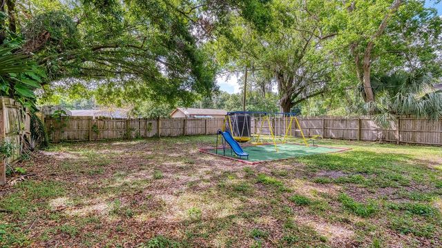 2122 LAKE BOULEVARD, Winter Haven, FL 33881