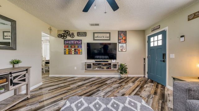 2122 LAKE BOULEVARD, Winter Haven, FL 33881