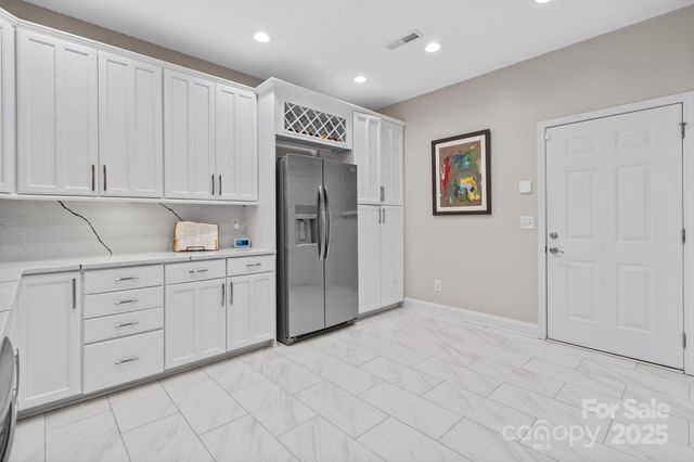 2904 Autumn Harvest Lane, Charlotte, NC 28269