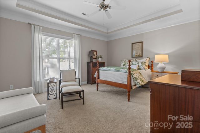 2904 Autumn Harvest Lane, Charlotte, NC 28269