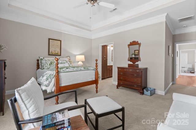 2904 Autumn Harvest Lane, Charlotte, NC 28269