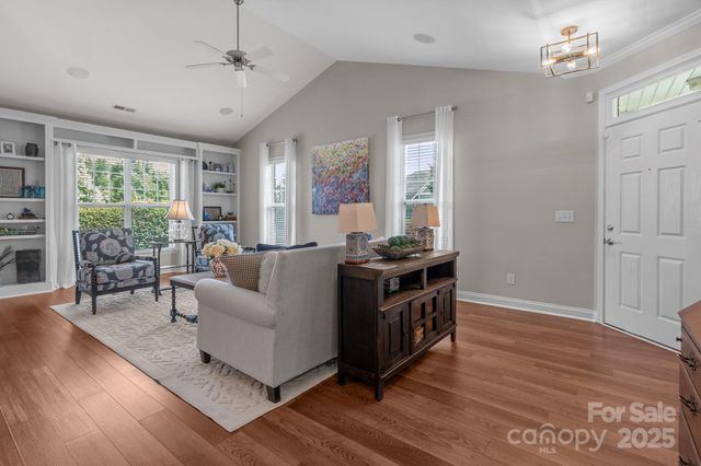 2904 Autumn Harvest Lane, Charlotte, NC 28269