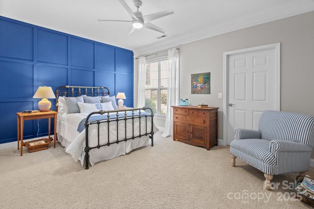 2904 Autumn Harvest Lane, Charlotte, NC 28269