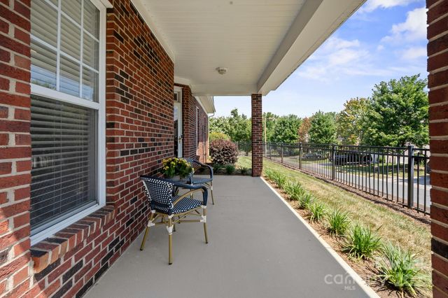 2904 Autumn Harvest Lane, Charlotte, NC 28269