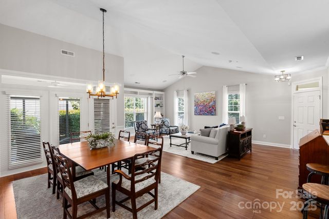 2904 Autumn Harvest Lane, Charlotte, NC 28269