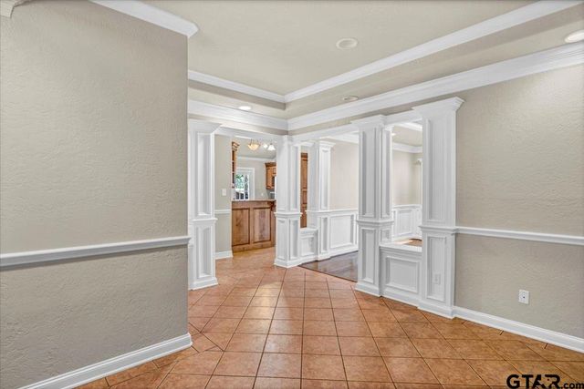 1017 E Olive St., Tyler, TX 75702