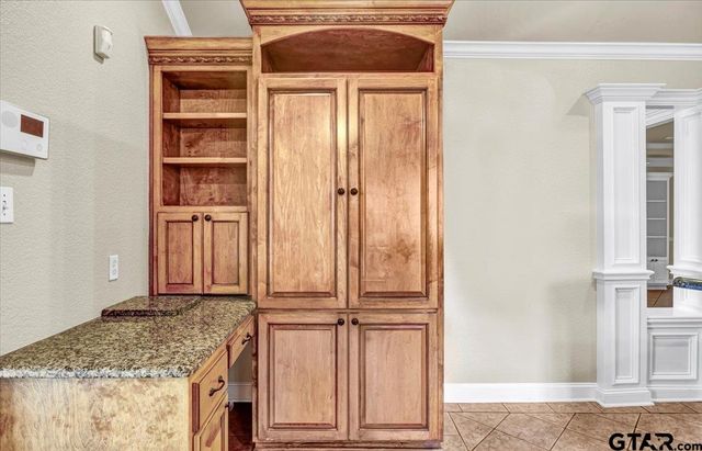1017 E Olive St., Tyler, TX 75702