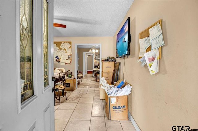 1017 E Olive St., Tyler, TX 75702