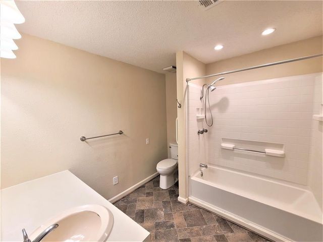 503 Riveredge Drive, Richmond, TX 77406