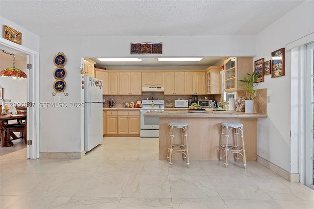 12055 SW 19th Ln 227, Miami, FL 33175