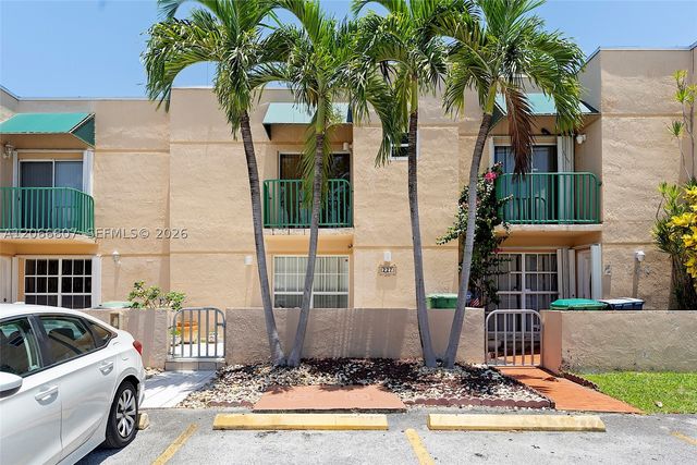12055 SW 19th Ln 227, Miami, FL 33175