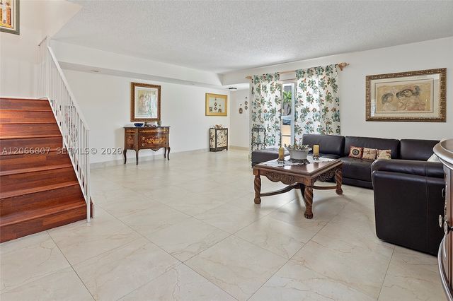 12055 SW 19th Ln 227, Miami, FL 33175