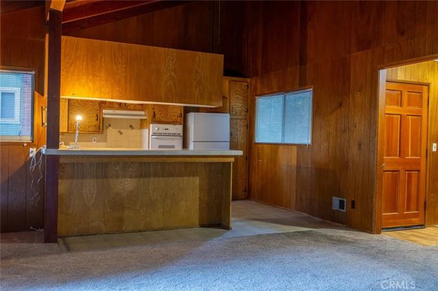 24738 Nestal Court, Crestline, CA 92325