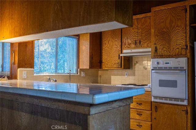 24738 Nestal Court, Crestline, CA 92325