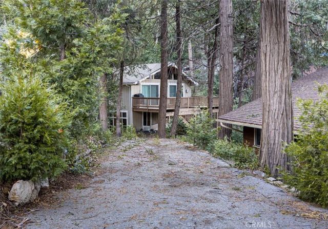 24738 Nestal Court, Crestline, CA 92325