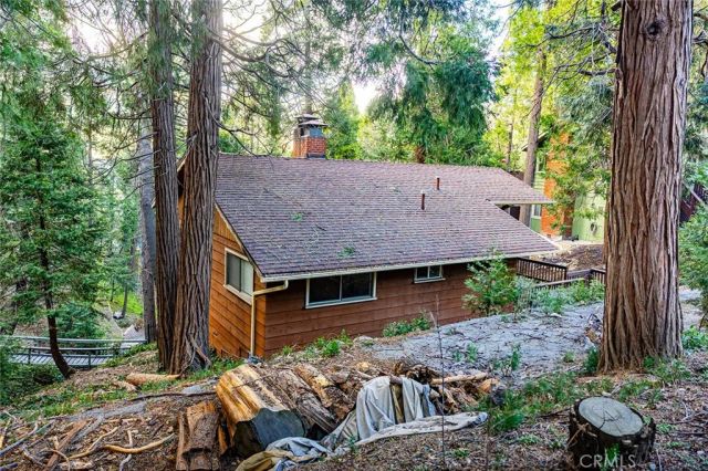 24738 Nestal Court, Crestline, CA 92325
