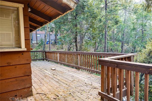 24738 Nestal Court, Crestline, CA 92325