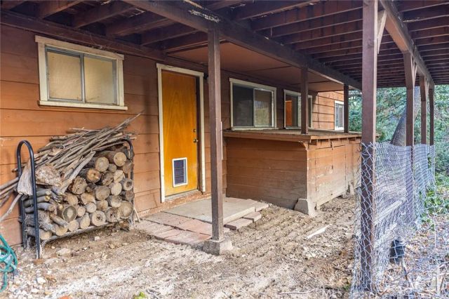 24738 Nestal Court, Crestline, CA 92325